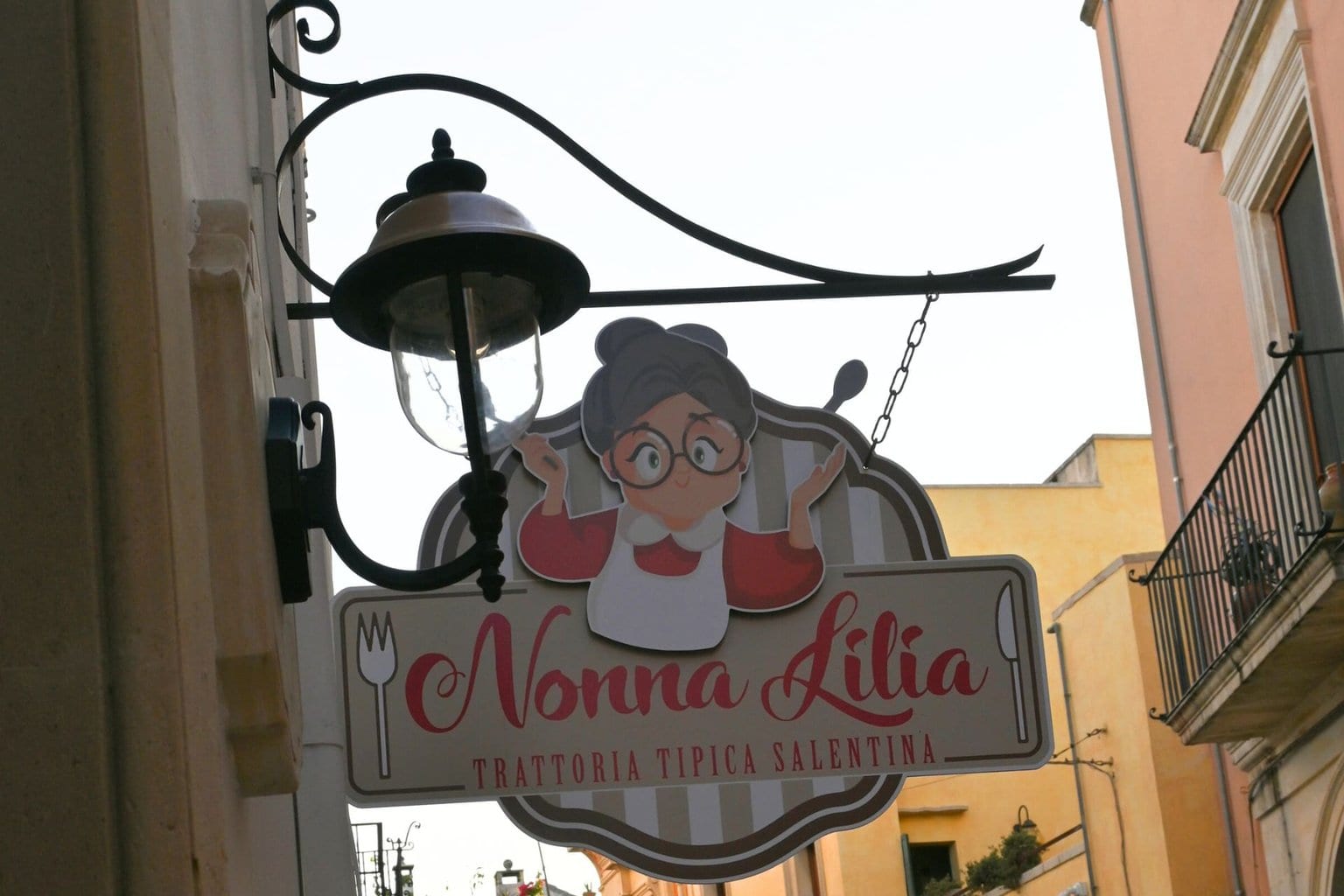 Nonna Lilia Signage 2